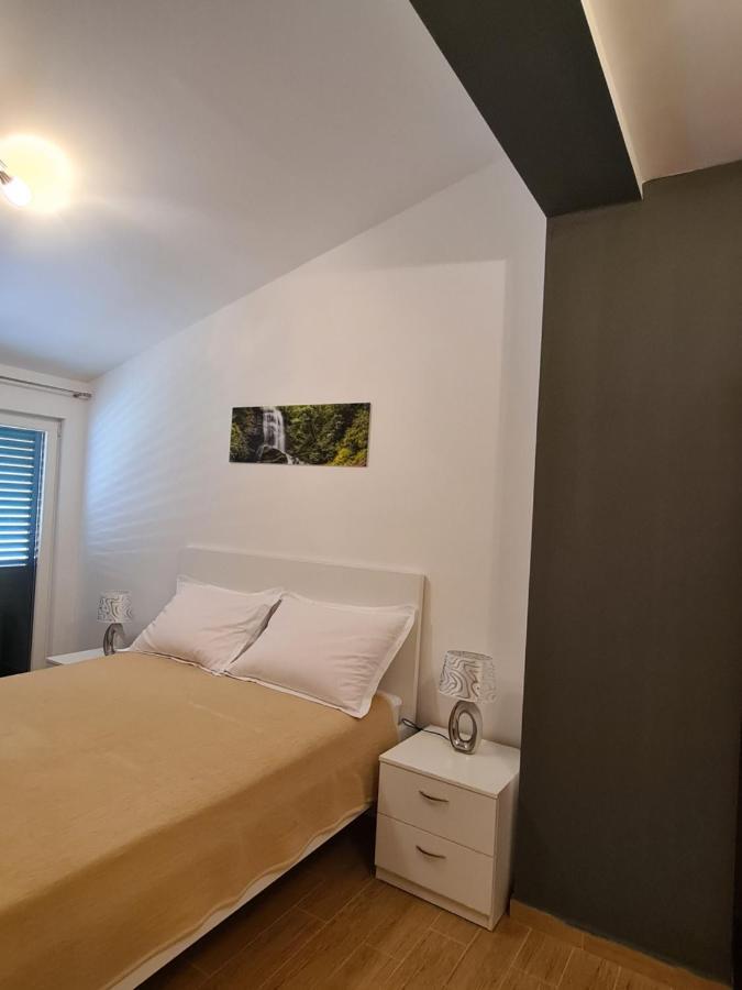 罗佐瓦克 Camp Krka酒店 外观 照片